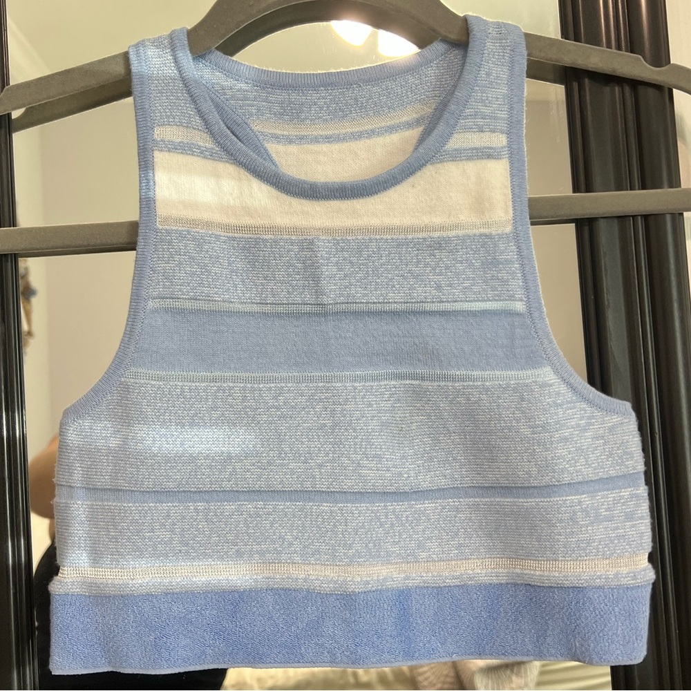 Alo Yoga Sport Play Knit Bra and Shorts Set - Picture 7 of 11
